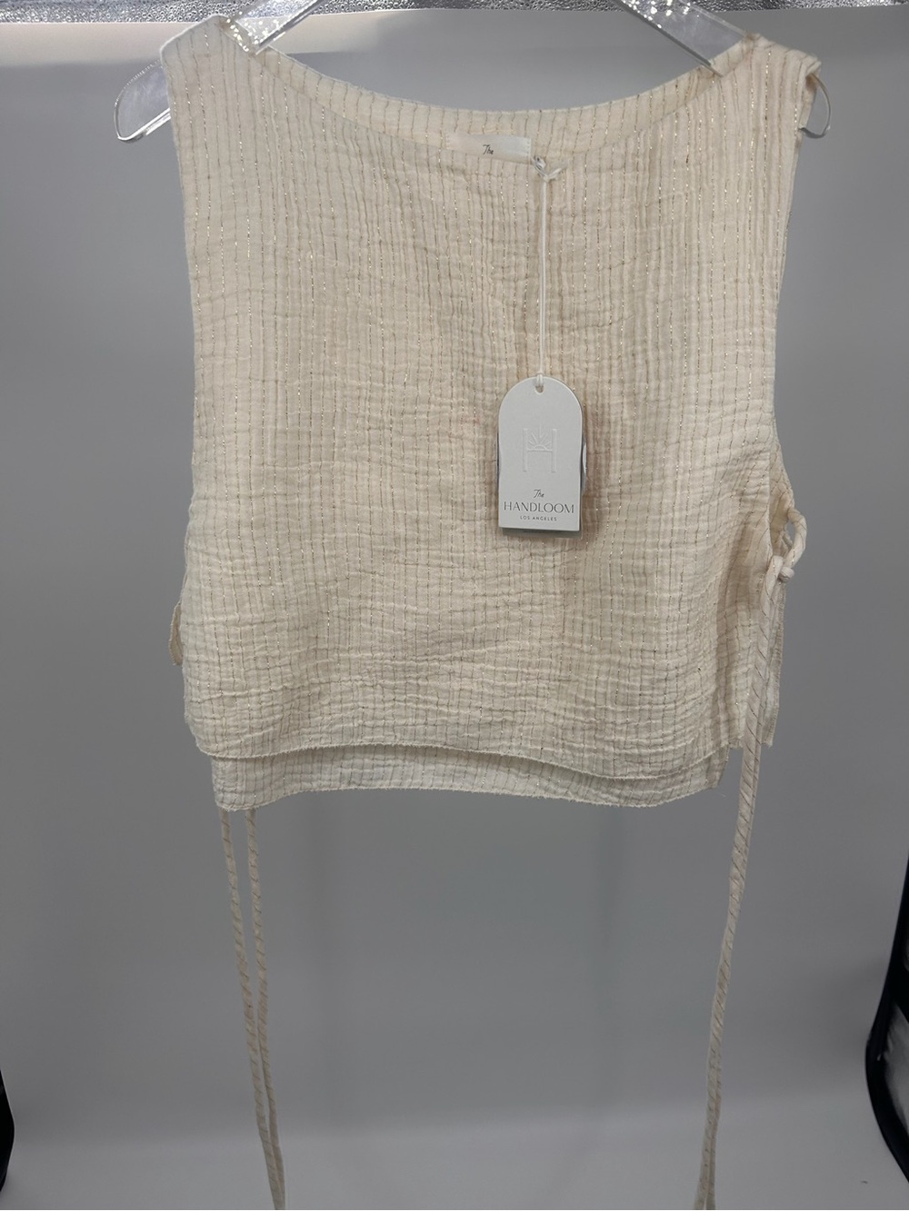 Handloom Cream Textured Sleeveless Side Toe Crop Top